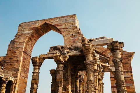 Delhi moderna con antica ruggine (tour guidato di mezza giornata guidato)