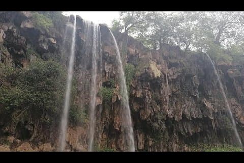 Wadi Ayun: Salalah Tours (Excursões Oman Shore)