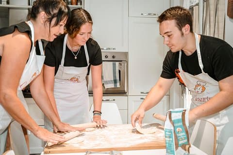 Del din Pasta Love: Liten gruppe Pasta og Tiramisu-klassen i Pienza
