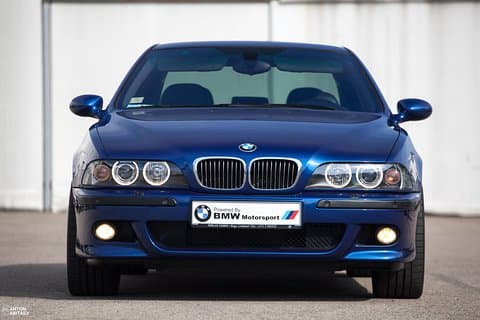 Visite guidée de Riga Main Sight sur une BMW /// M5
