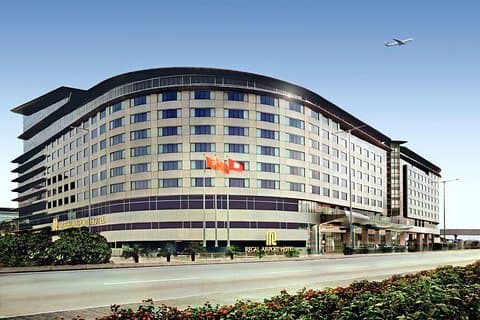 HongKong Regal Airport Hotel Package with Disneyland & Ngong Ping Cable Car Tour