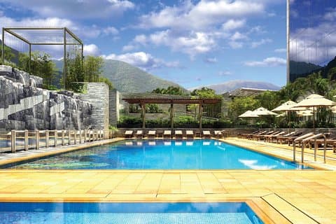 Novotel Citygate Hong Kong Package with Disneyland and Ngong Ping Cable Car Tour
