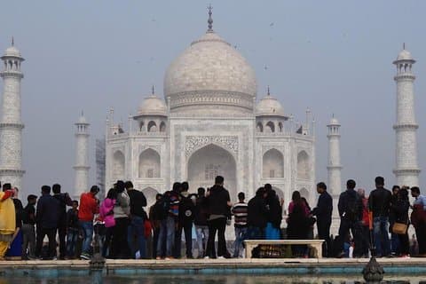 Taj Mahal & Fatehpur Sikri dagstur – privat guidad resa