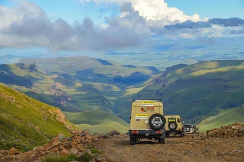 Sani Pass Day Tour - Lyx Minivan