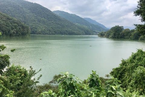 Udforsk hele Pokhara (Sarangkot-Fred Stupa-Begnas-søen-Fewa-sø-vandfaldet)
