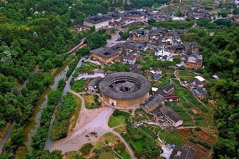 Trasferimento privato tra la città di Xiamen e il cluster di Hong Kong Hakka Tulou