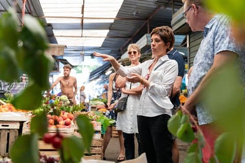 Cesarine: Small Group Market Tour & Cooking Class in Catania