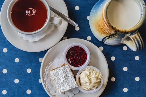 Dublin Historical Centre Private Food Tour with 6 Food Tastings