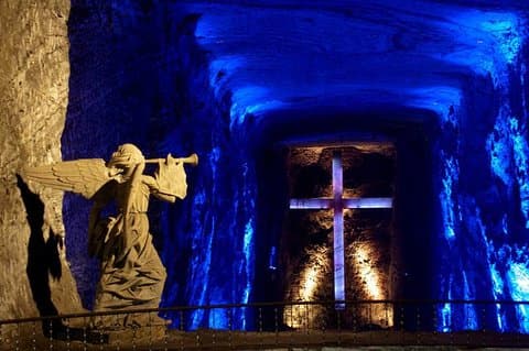 Maravilloso recorrido por villa de leyva, y catedral de sal de zipaquira.