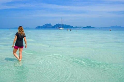 Lanta 4 Islands + Emerald Cave Snorkeling Tour by Speedboat