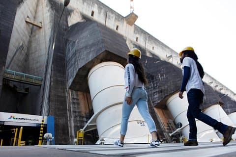 Besøk til Itaipu: Spesialkrets med transport