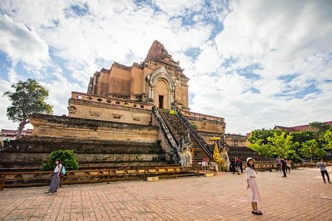 Visite privée: découverte de 8 temples de Chiang Mai et croisière sur la rivière Mae Ping