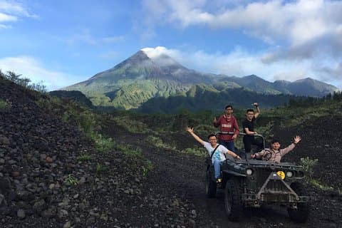 Yogyakarta Adventure Tour con Merapi 4WD Jeep