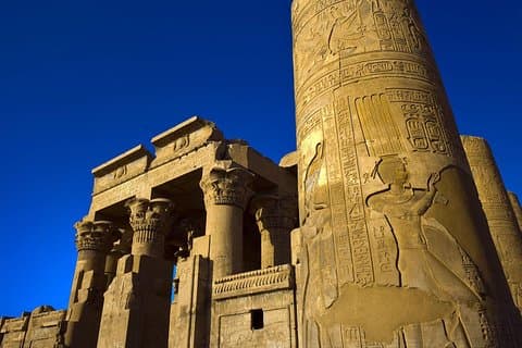 Excursão diurna aos templos kom ombo e Edfu