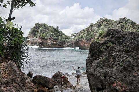 2 Tage – Malang Beach Camping