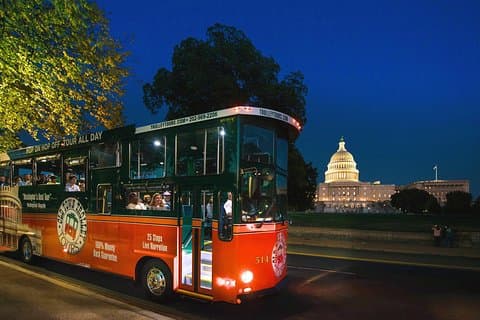 Rundtur i månskenet med trolleybuss i Washington D.C.