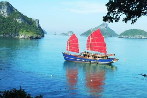 Full-Day Cruise to Angthong Marine Park by famous "The Red Baron"