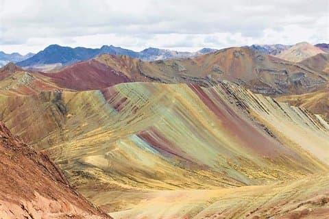 Explorez la montagne Palccoyo avec nous!