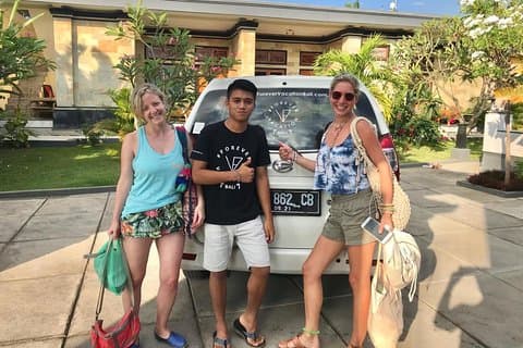 Private & Premium Airport Pickup - Up To 6 People