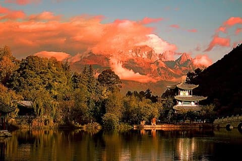 1 - Dag Lijiang Dongba en Naxi Cultuur Privétour