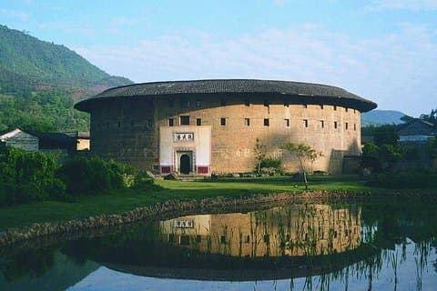 Trasferimento privato a Gaobei Tulou e Hongkeng Tulou dalla città di Xiamen