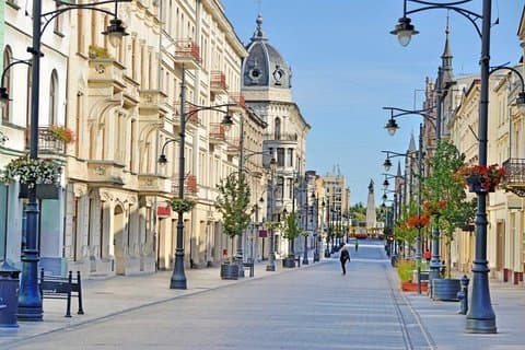 Privat overførsel mellem Warszawa og Łódź (enkeltvej/ tur/retur/chaufførudlejning)