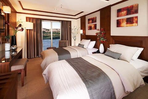 5 dager 4 natt Nile Cruise: Luxor til Aswan med fly fra Kairo