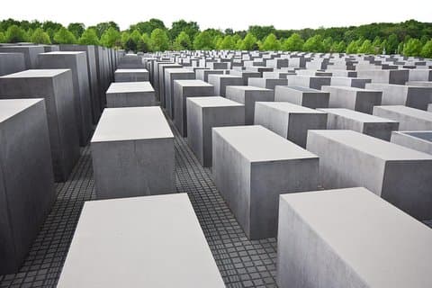 Berlin under 3:e riket privat rundtur med bil eller fot