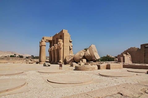 Howard Carter House och Ramesseum Temple