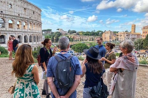 Visite à pied du Colisée et du Forum avec un archéologue