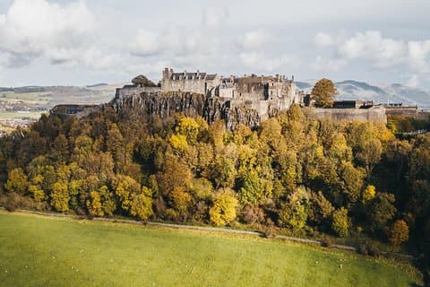 Excursión de un día al Castillo de Stirling, Parque Nacional Trossachs y lago Lomond desde Edimburgo