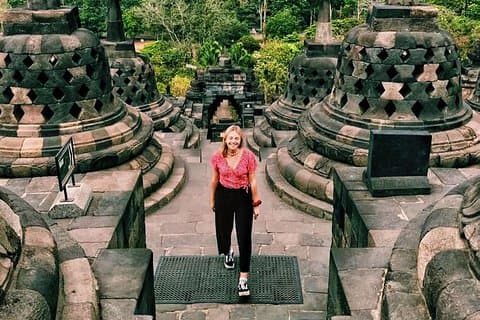 Yogyakarta: tour privato di un giorno personalizzato con autista che parla inglese