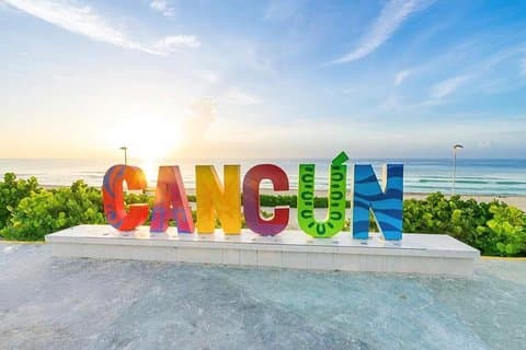 Live The Cancun Experience & Mayan Ruins! Round Transportation