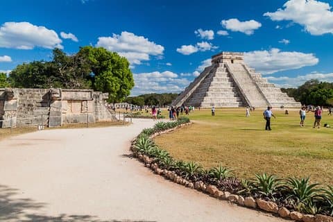 Chichén Itzá-tour van een hele dag vanuit Cancún en Riviera Maya