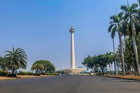 Jakarta Privat tilpasset leje af bil med engelsktalende chauffør
