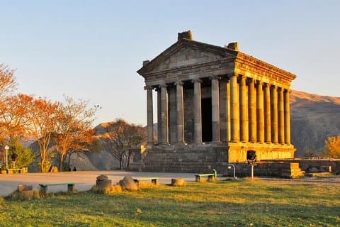 Privat tur till Garni-templet, Geghard-klostret, Tsaghkadzor, Kecharis-klostret