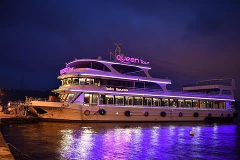 Bosphorus Dinner Cruise & Night Show