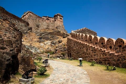 Kumbhalgarh Trails (tour guidato di un'intera giornata a Udaipur)