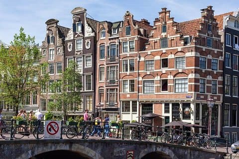 Private Jordaan and Historic Amsterdam walking tour
