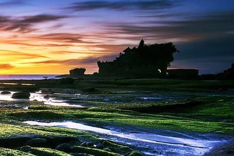 Ubud Art Villages and Tanah Lot Temple Tour (All Inclusive)