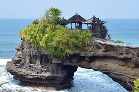 Privétour Tanah Lot-tempel en Uluwatu-tempel - gratis wifi