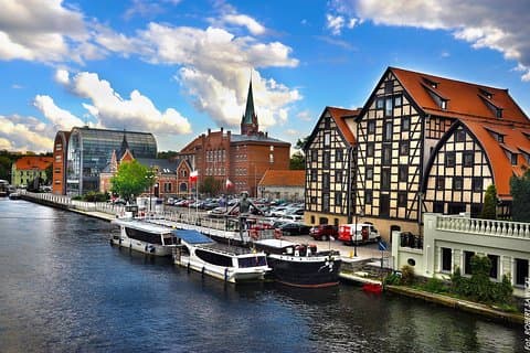 Privat service fra Warszawa til Bydgoszcz (enkeltvej/tur/retur/chaufførudlejning)