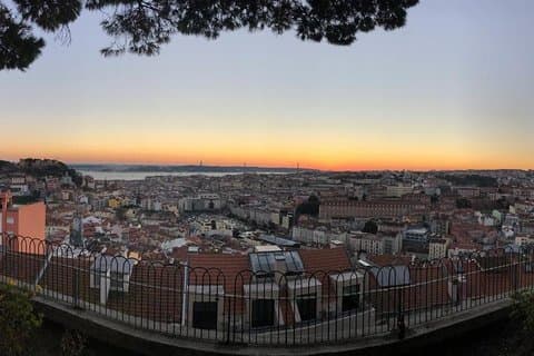 Best of Lisbon by Tuk Tuk – 4-Hour Private Tour with a Local