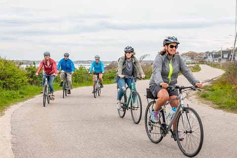 Portland Bicycle Tour with 5 Lighthouses and XL Lobster Roll