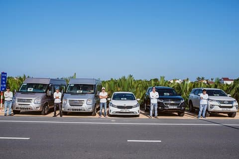 Private transfer from Hue to Phu Bai Airport or railway station