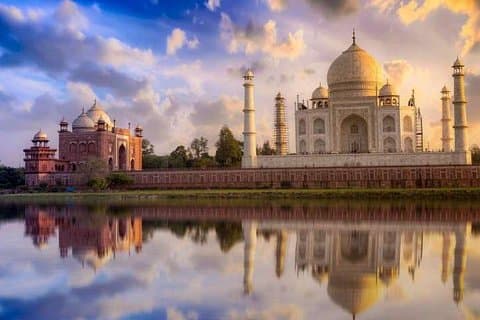 Da Delhi: tour di 2 giorni a Delhi e Agra Taj Mahal in auto