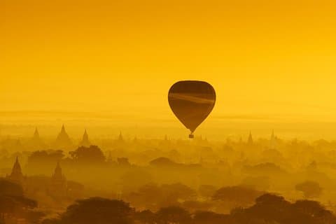 Tour di Tuk Tuk a Bagan con guida inglese autorizzata