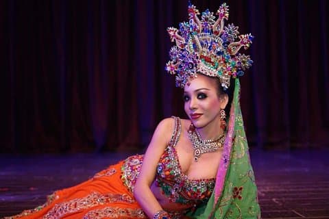 Eintrittskarte für die Colosseum Cabaret Show in Pattaya