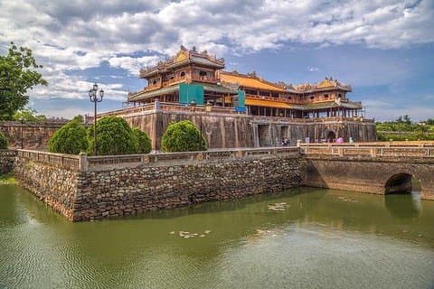 Privat kystudflugt til HUE IMPERIAL CITY fra Chanmay / Tiensa Port