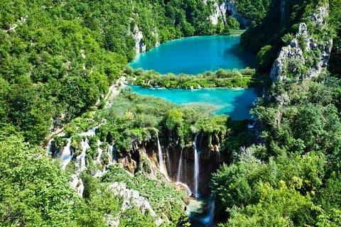 Transferência de grupo de Split para Zagreb com visita guiada aos Lagos Plitvice